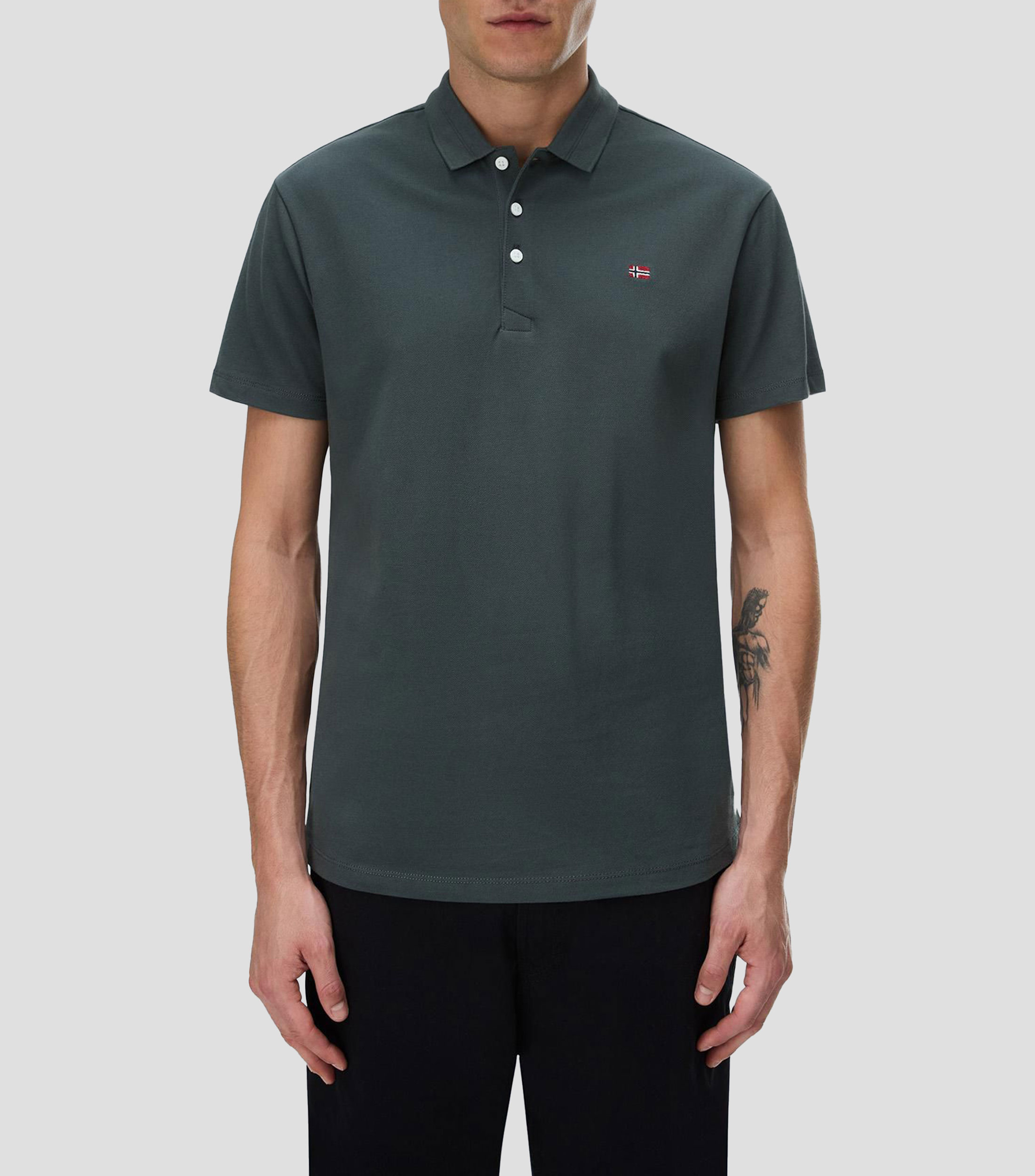 Playera tipo polo manga corta Ealis lisa Hombre